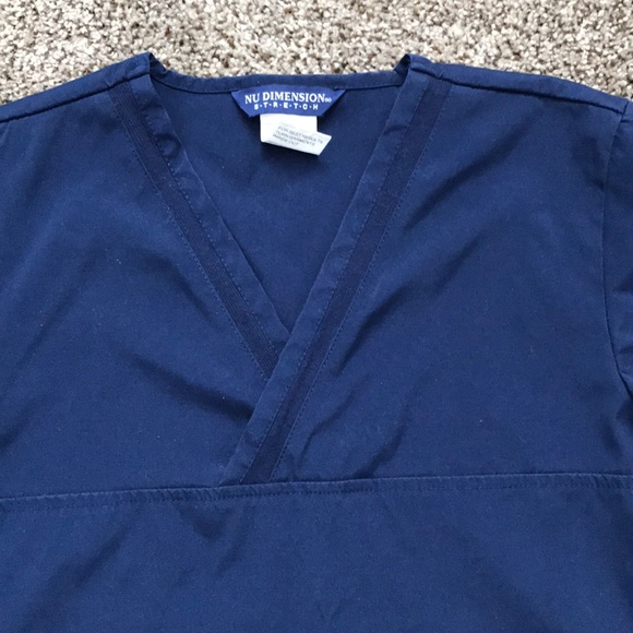 Uniform stretch scrub top navy - Picture 3 of 5